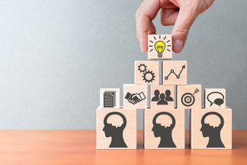 8万以下的7座商务车有哪些推荐呢